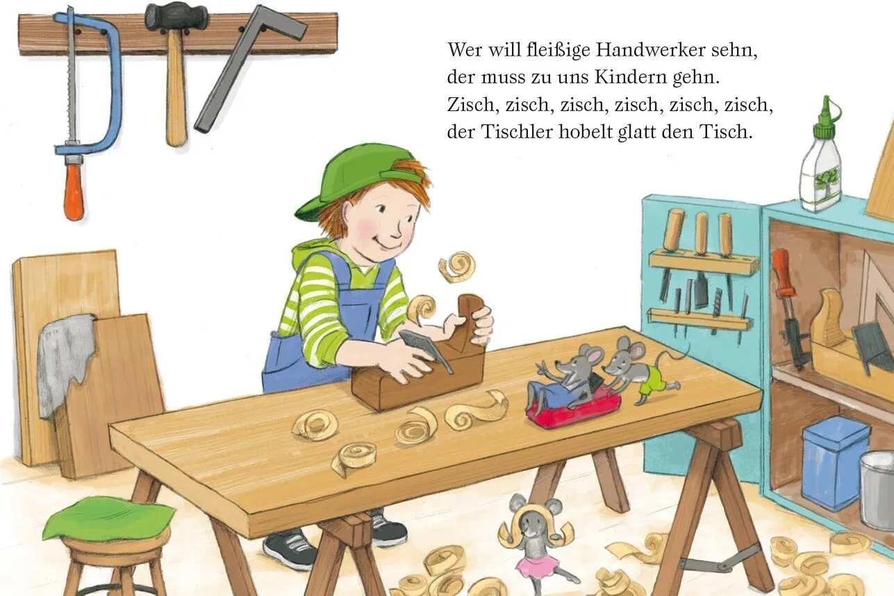 Illustriert in einem Bilderbuch: Ein Tischler arbeitet an einem Tisch.